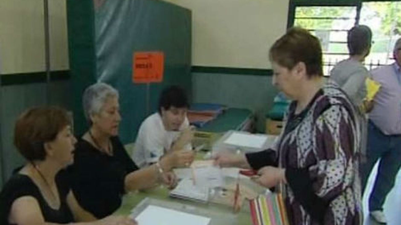 Aguirre, Gallardón y Leguina, comparecen en la comisión de estudio sobre reforma electoral