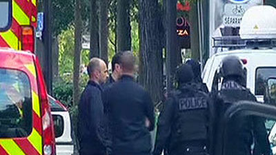 Detenido el hombre que secuestró a cuatro personas en un banco de París