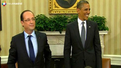 Hollande pide que el espionaje de EEUU se aborde en la cumbre europea