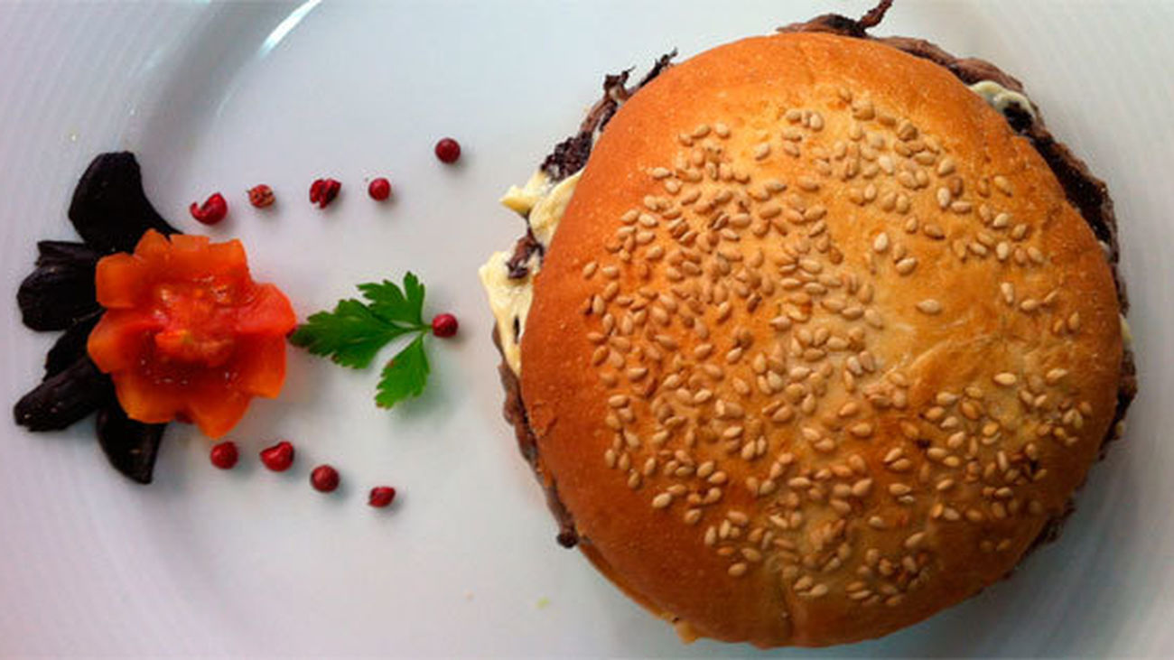 Black Garlic Kobe Burger, una de las especialidades de Pecado Carnal