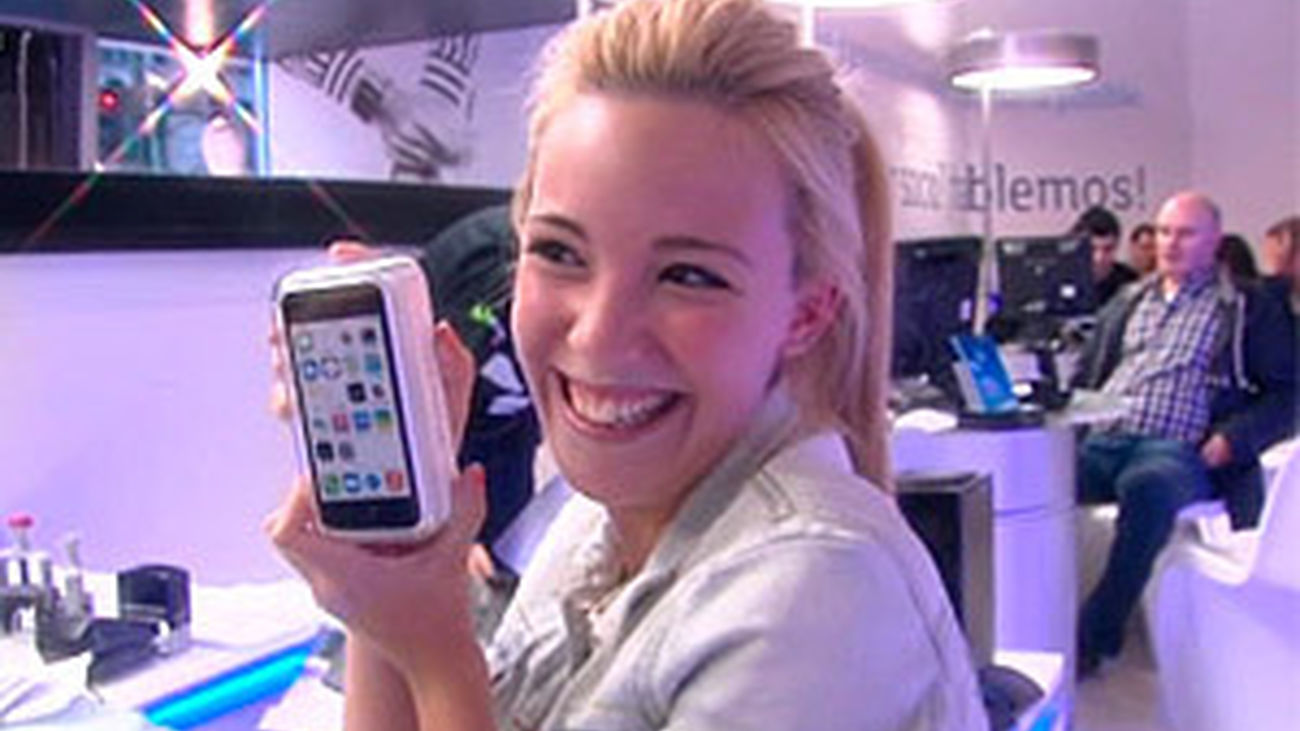 El iPhone 5 de Apple sale a la venta en España