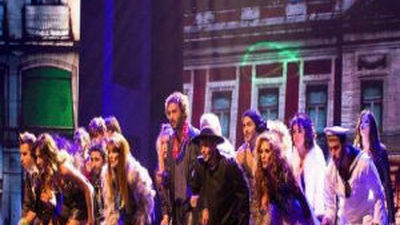 'Hoy No Me Puedo Levantar', renovados para el éxito