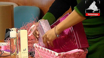 Los comerciantes de Valdemoro aprenden originales técnicas de empaquetados