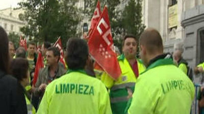 Los sindicatos dice que la mejora de la limpieza en Madrid pasa por aumentar la plantilla