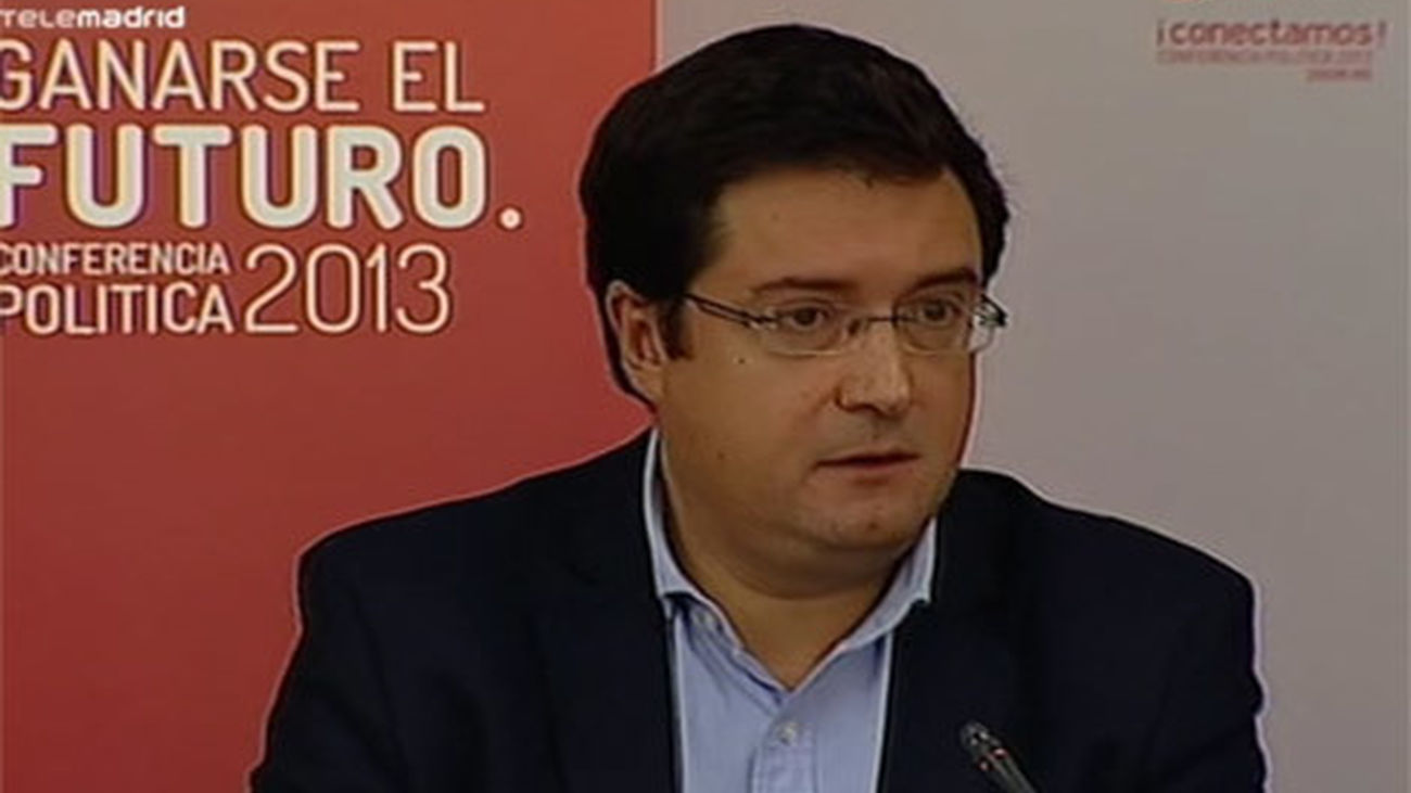 El PSOE se ofrece como el gran proyecto de la izquierda frente a IU