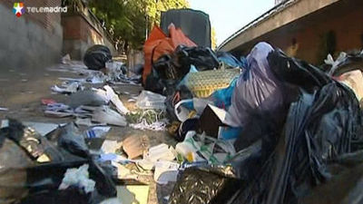 Los cinco detenidos por quemar contenedores no son barrenderos en huelga