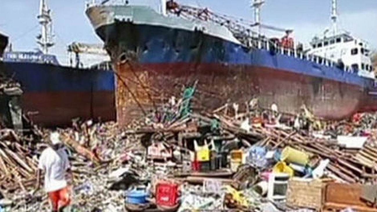 Más de 10.000 muertos en Filipinas a causa del supertifón 'Yolanda'