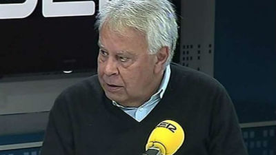 González cree que Rubalcaba tendrá que ver si es más "solución que problema