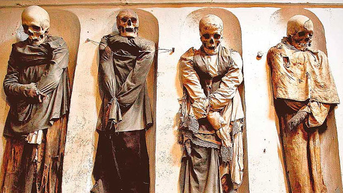 Turismo por el mundo: las catacumbas de los capuchinos de Palermo