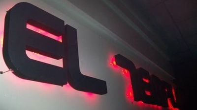 En una discoteca dejan entrar gratis a las chicas rubias y hacen pagar a las morenas