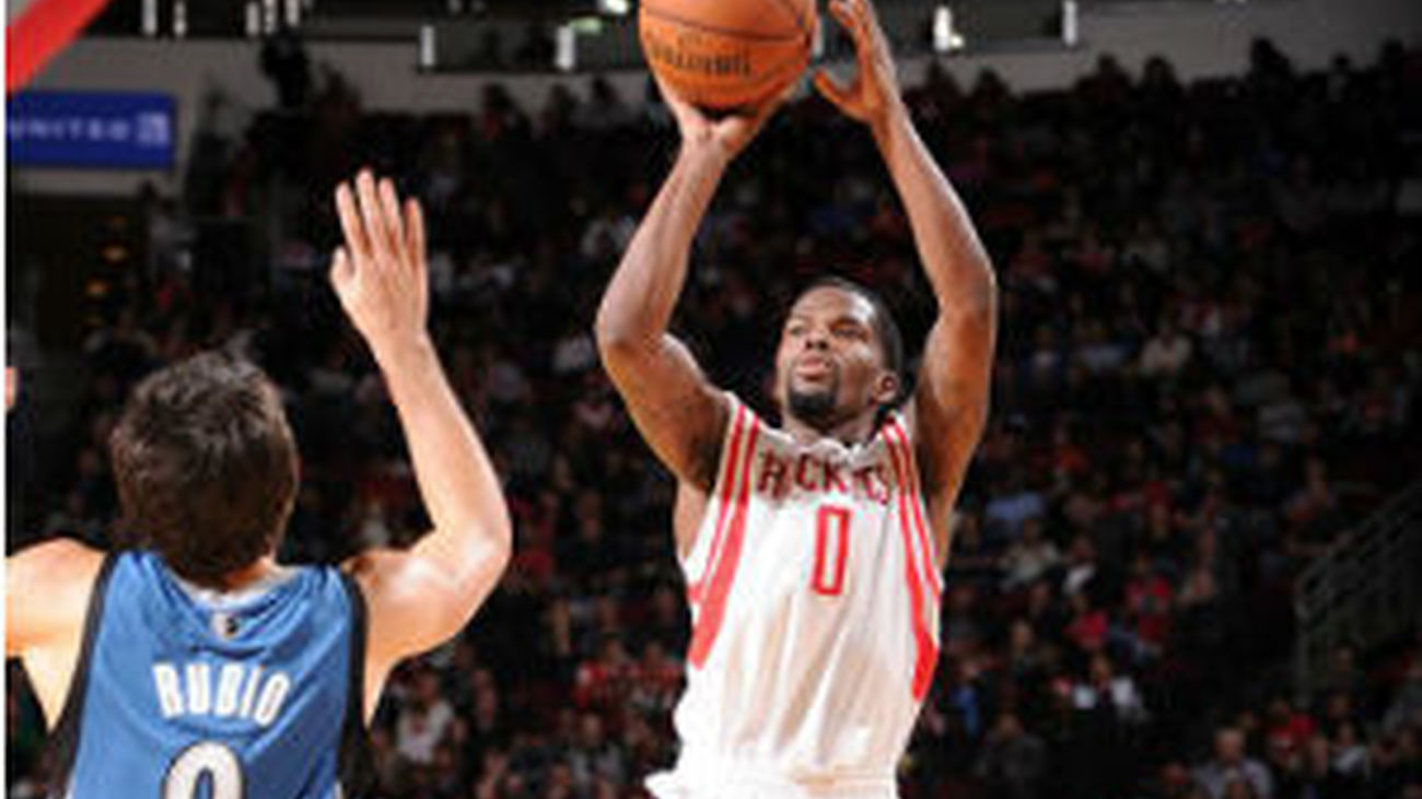 Timberwolves de Ricky caen en Houston; Calderón también pierde