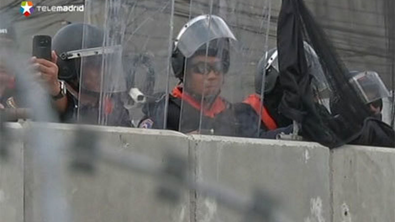 Policías tailandeses