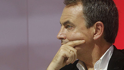 Zapatero admite su "error de apreciación" con la crisis