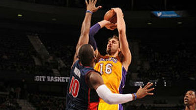Pau Gasol e Ibaka vencen a golpe de 'doble-doble'