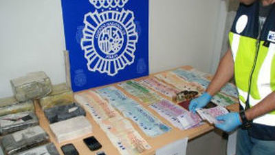 Detienen a cuatro personas e incautan 12 kilos de cocaína en Barcelona