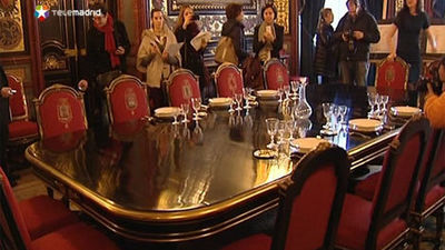 El Palacio de Linares recupera la lujosa Navidad del siglo XIX