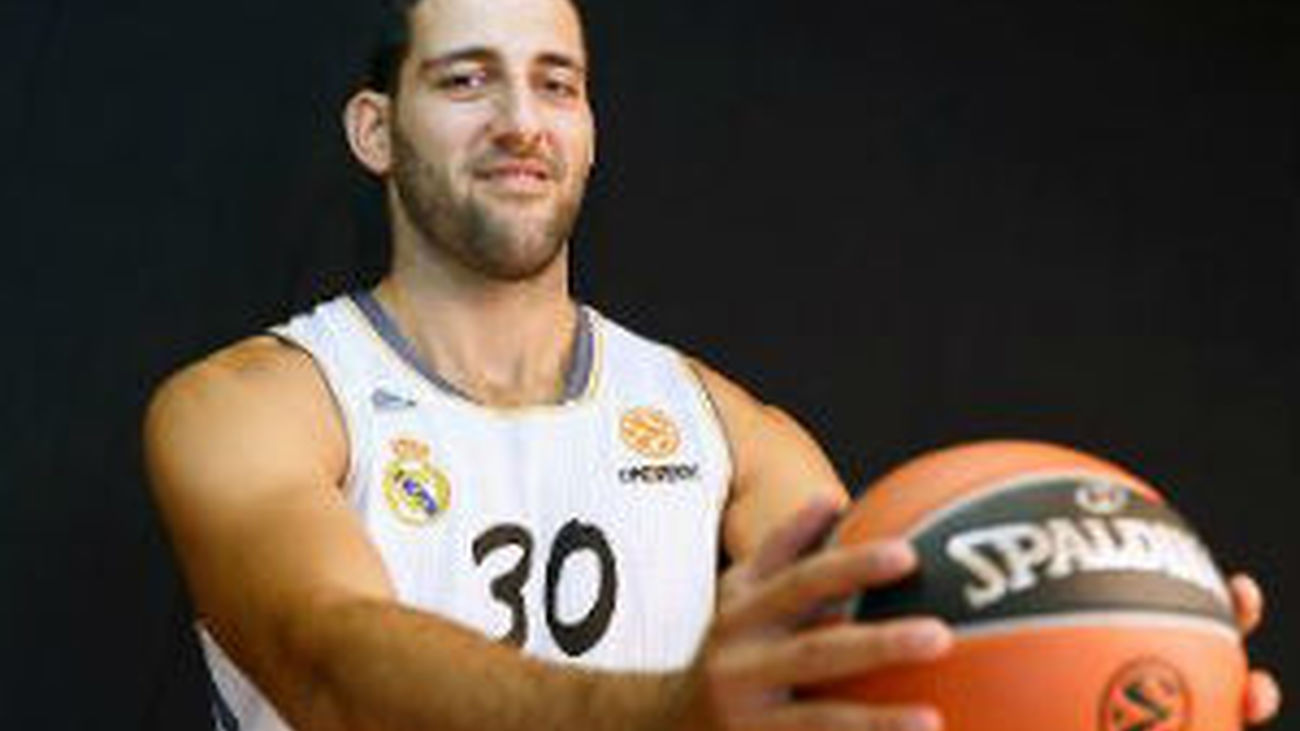 Bourousis, fractura del pómulo derecho