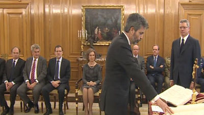 Carlos Lesmes jura ante el Rey como presidente del Tribunal Supremo y del Consejo Judicial