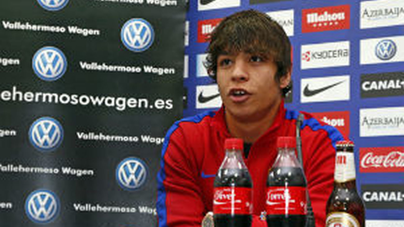 Oliver Torres: "Los rivales de Champions deben respetarnos"