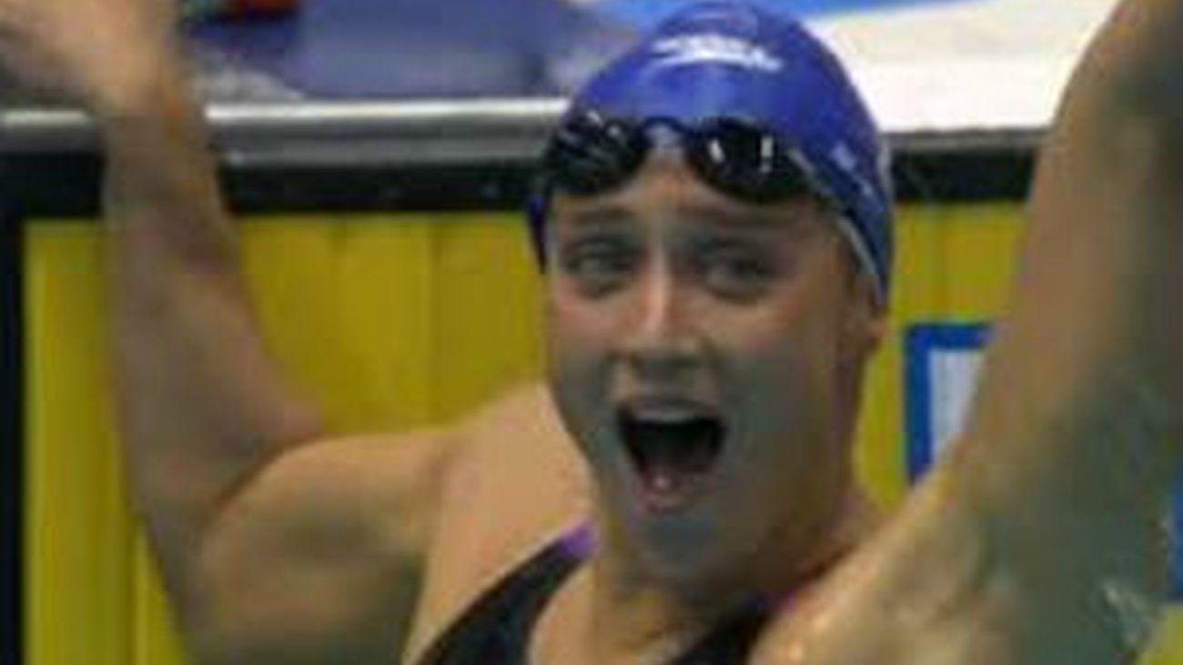 Mireia sigue con su festival, oro en 400 libres