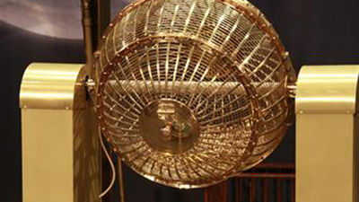 Un lotero esconde 50 décimos de Navidad para buscar por Alaquàs (Valencia)