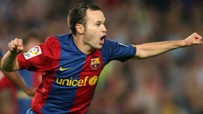 Iniesta renueva hasta el 2018 con opción a dos años más