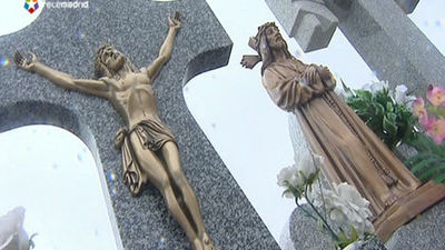 Tres imputados en Alcorcón por robar en el cementerio