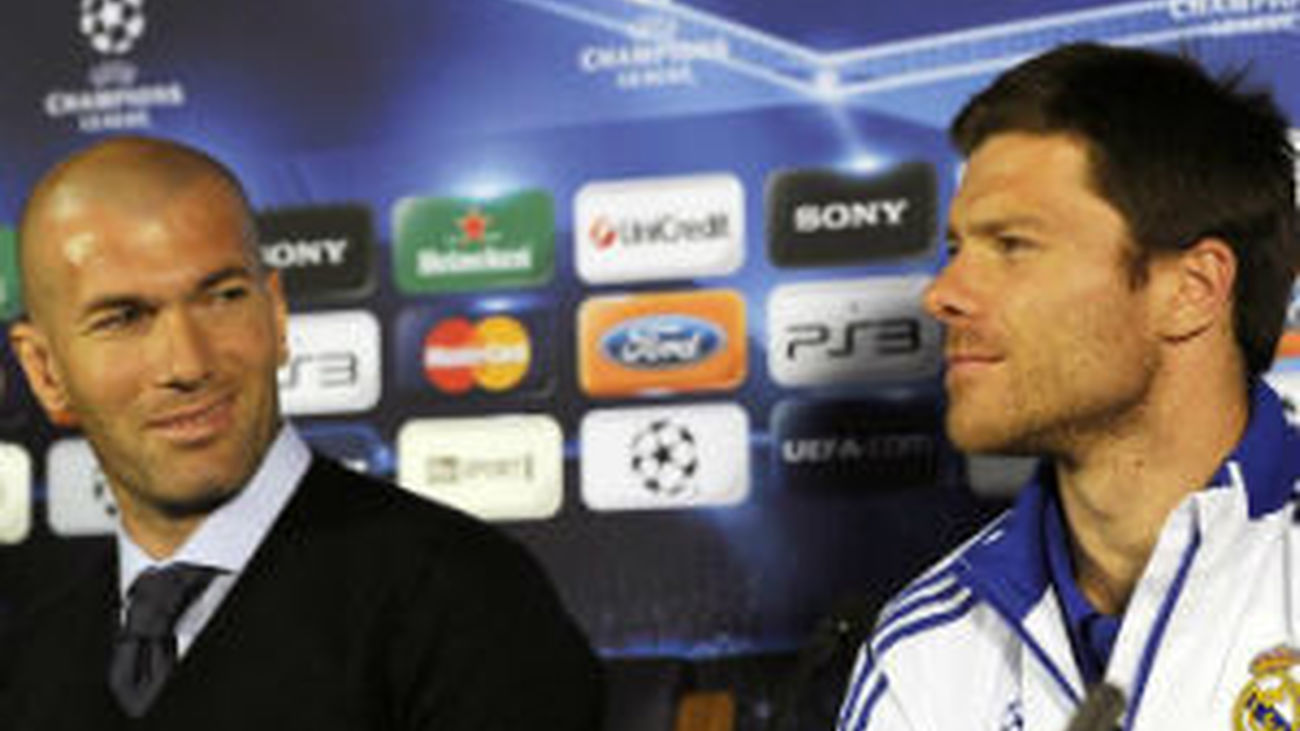 Zidane y Xabi Alonso
