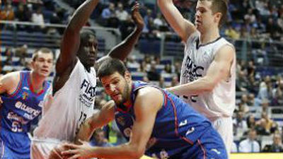 Estudiantes y Fuenlabrada no levantan cabeza