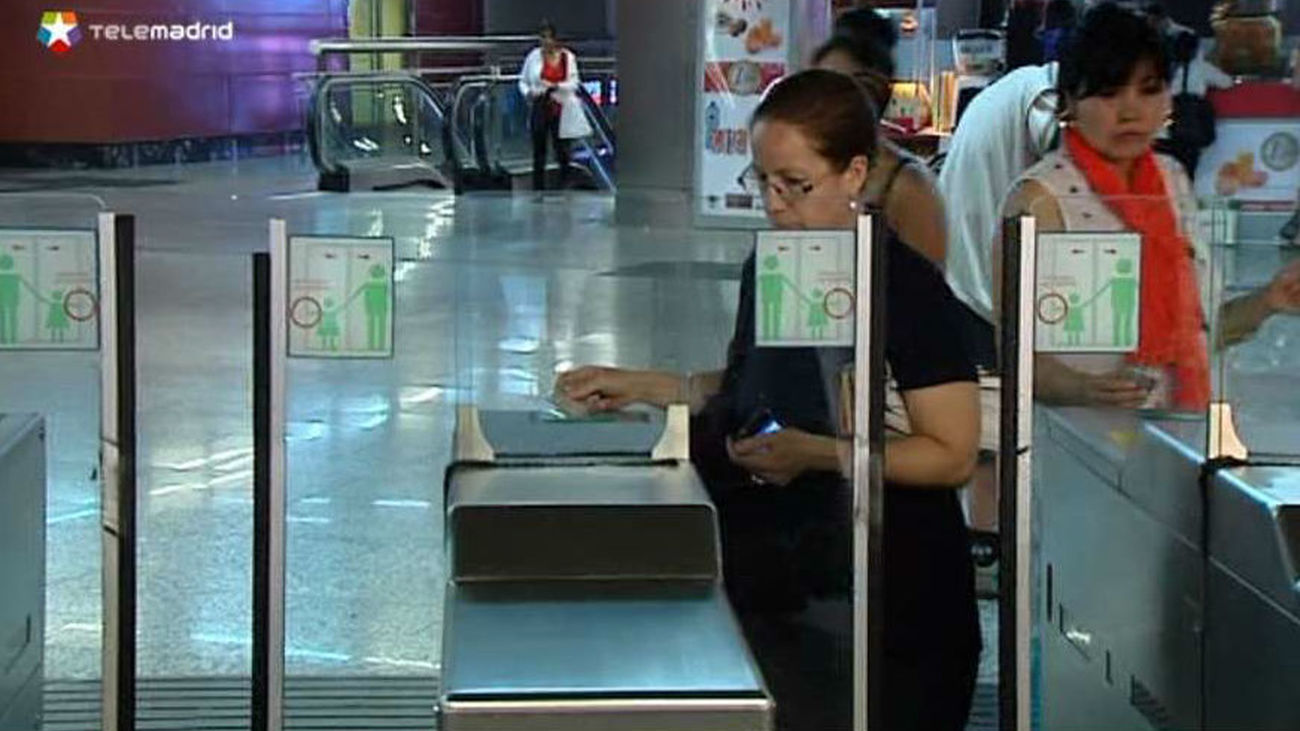 Metro eliminará en 2018 los billetes de papel y los sustituirá por tarjetas