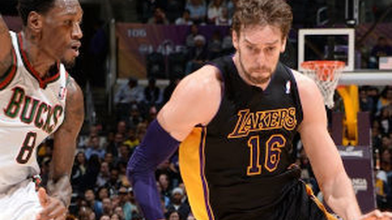 Pau Gasol, ante los Bucks
