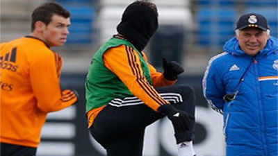 Primer e intenso entrenamiento de papá Casillas