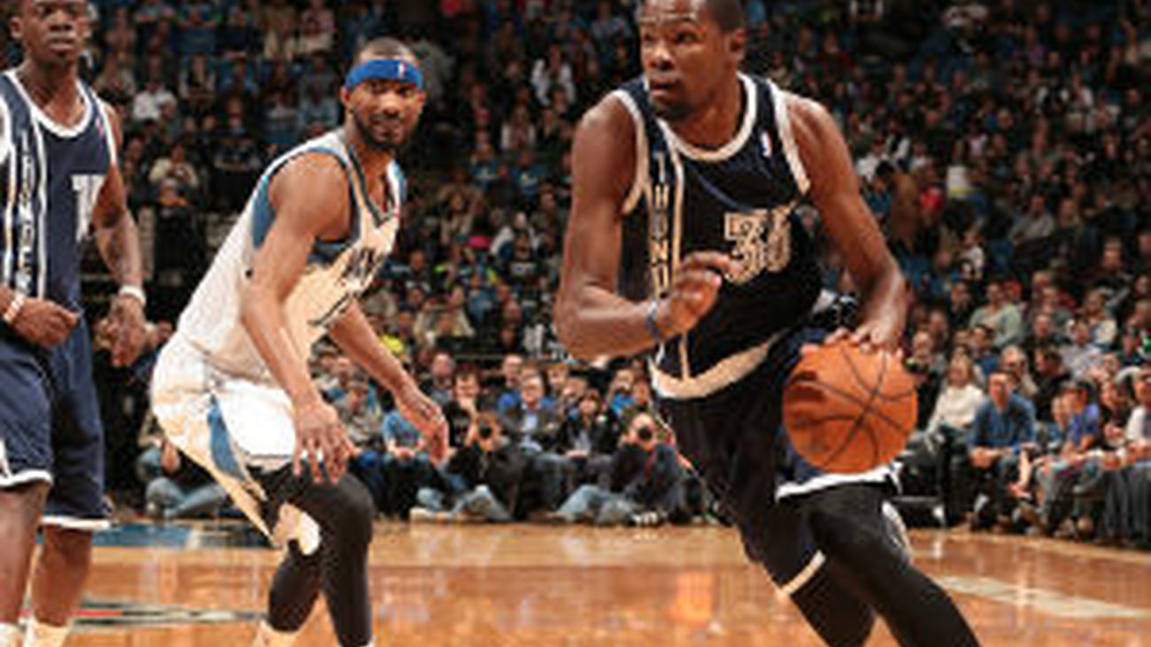 Un portentoso Durant acaba con los Wolves de Ricky