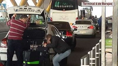 Representantes de los taxistas piden modificaciones en la tarifa fija a Barajas