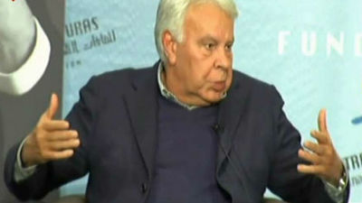 Felipe González deja el Consejo de Gas Natural donde percibía 126.500 euros al año