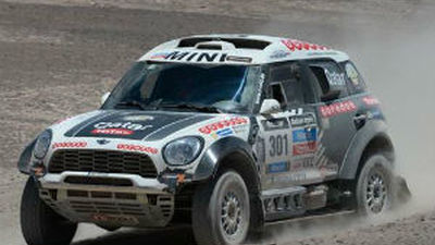 Dakar: Al Attiyah y Despres ganan la octava etapa