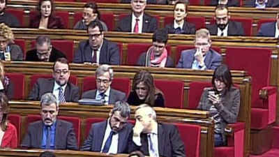 El Parlament aprueba llevar la consulta al Congreso con ruptura de voto del PSC