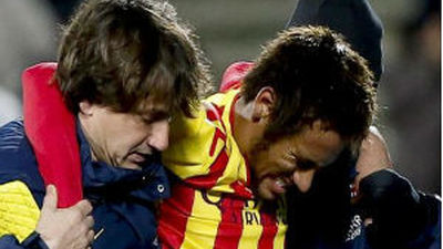 Neymar, entre tres y cuatro semanas de baja