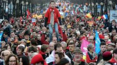 Miles de manifestantes en París contra el aborto, con España como ejemplo