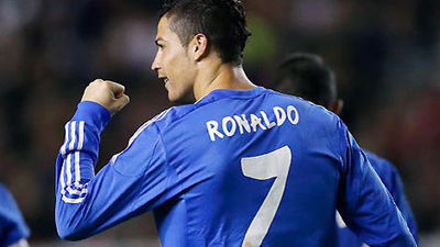 0-5. El Madrid hunde más al Betis y aprieta la Liga