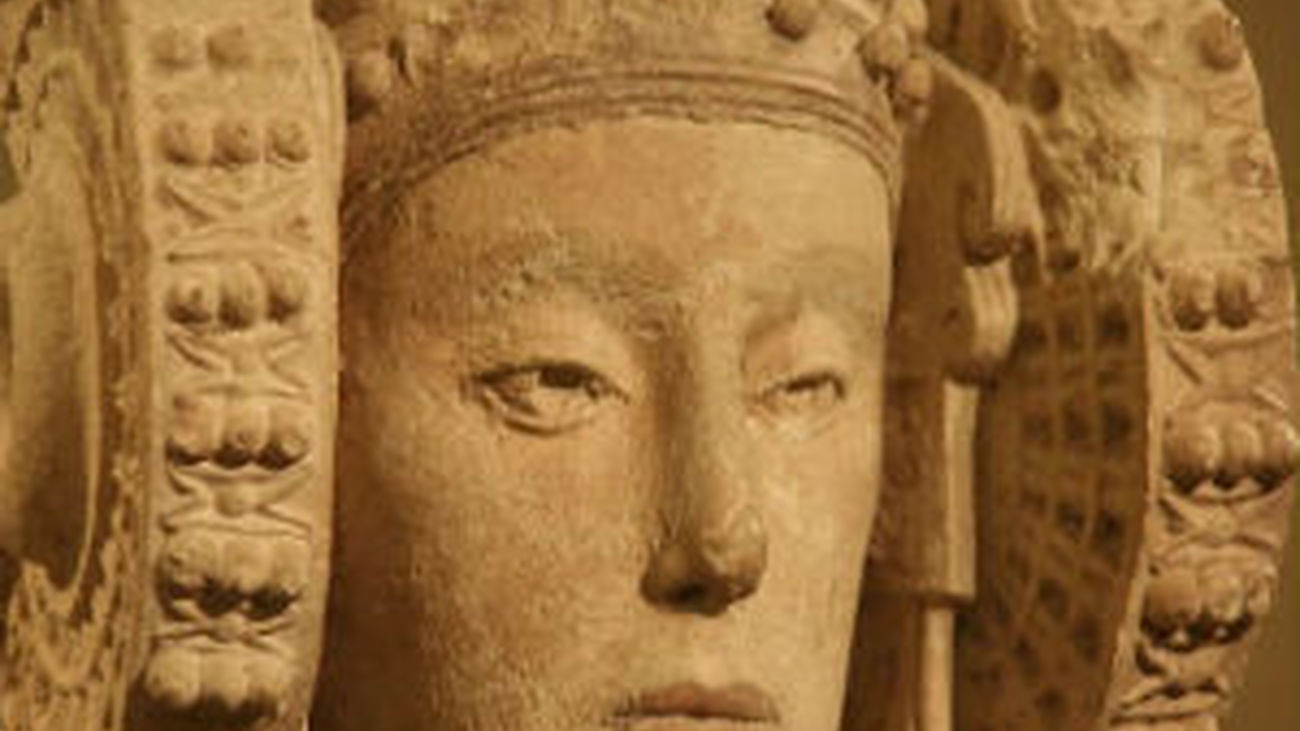 Recogen casi 8.000 firmas a favor de la cesión temporal de la Dama de Elche