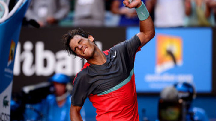 Nadal arrolla a Federer y jugará la final del Open de Australia