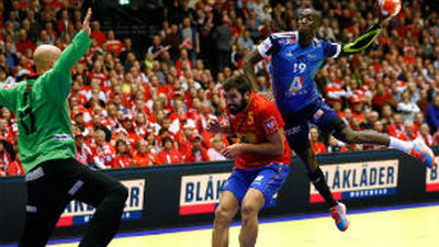 27-30. España cae con Francia y no estará en la final del Europeo