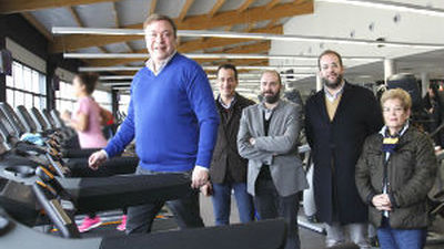 Soler inaugura el Complejo Acuático Getafe Norte