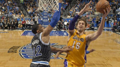 Gasol no evita una nueva derrota de los Lakers