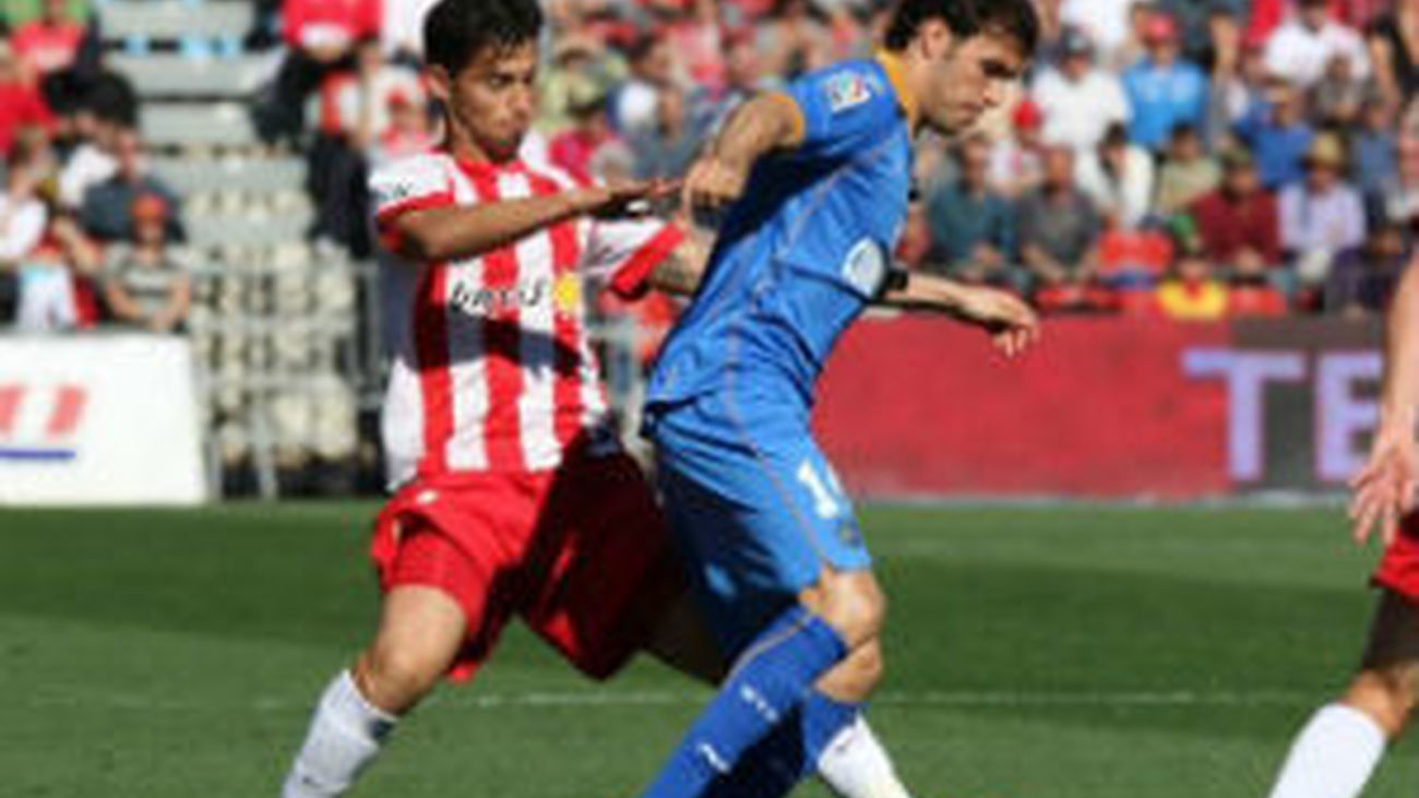 1-0. El Almería mete al Getafe en crisis