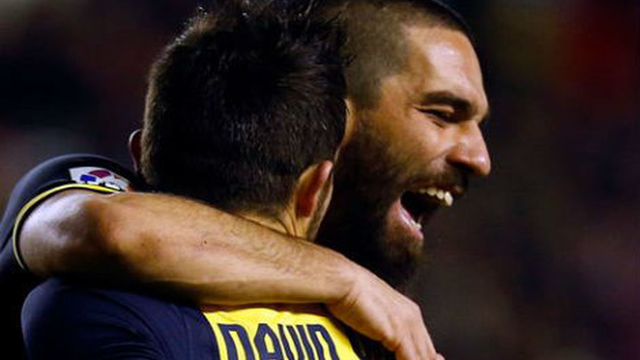 2-4. El Atlético se lleva el derbi en Vallecas