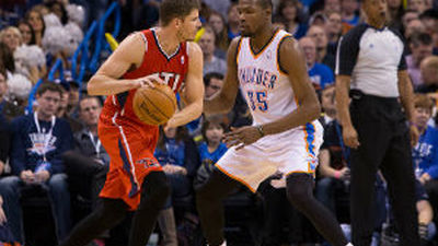 Durant y Love lideran a los Thunder y Timberwolves