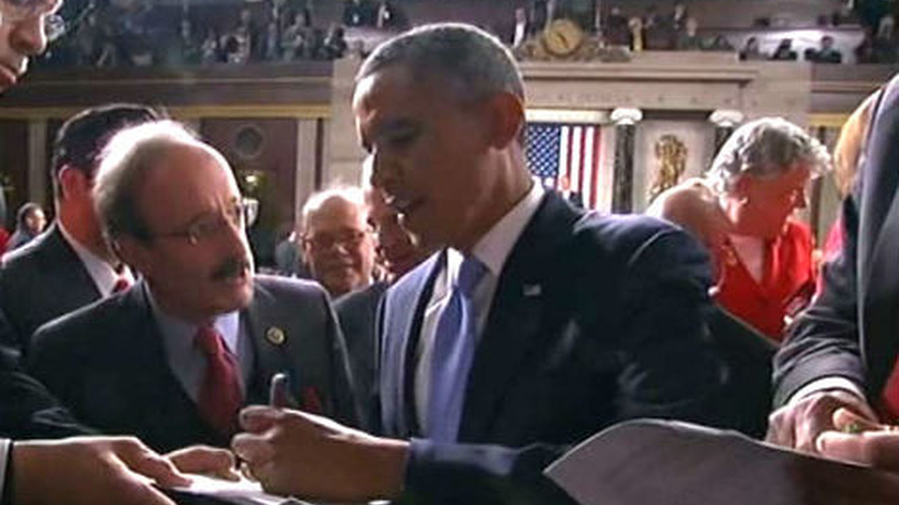 Obama promete un año "decisivo" para EEUU con medidas al margen del Congreso