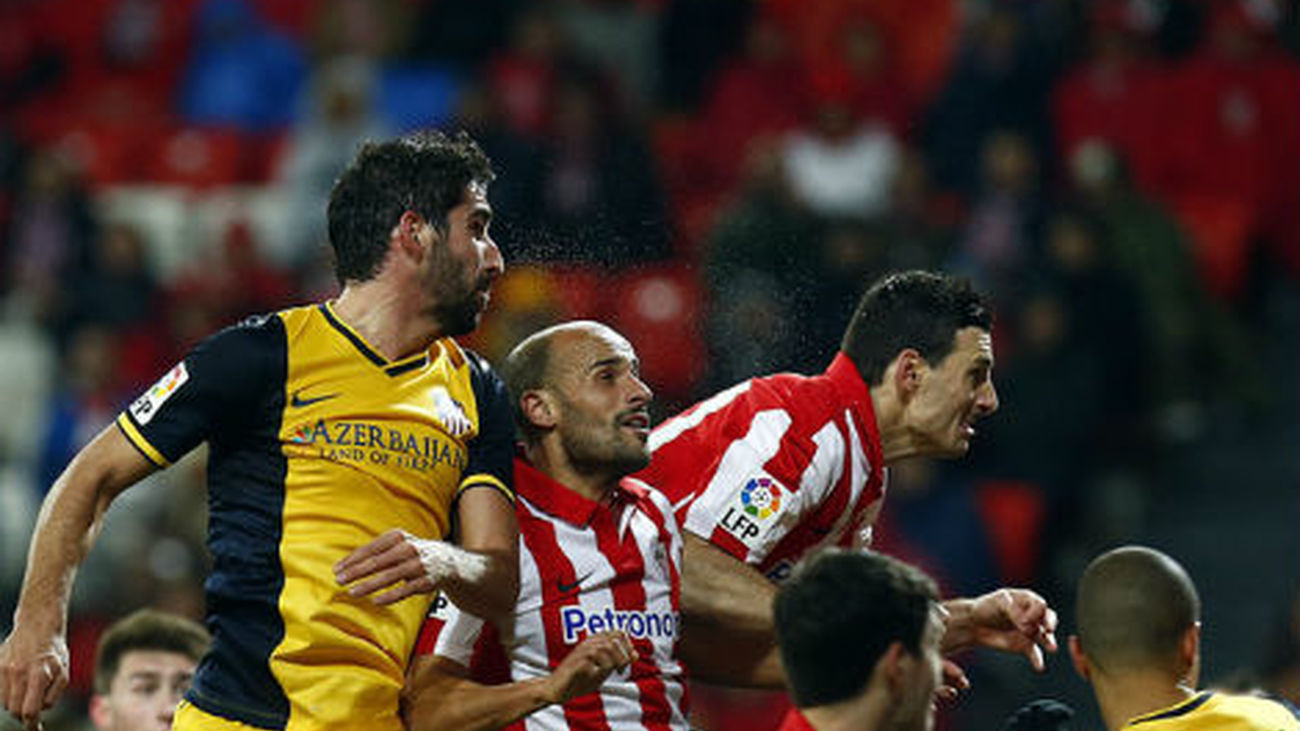 1-2. El Atlético asalta San Mamés y se cita en semifinales con el Madrid